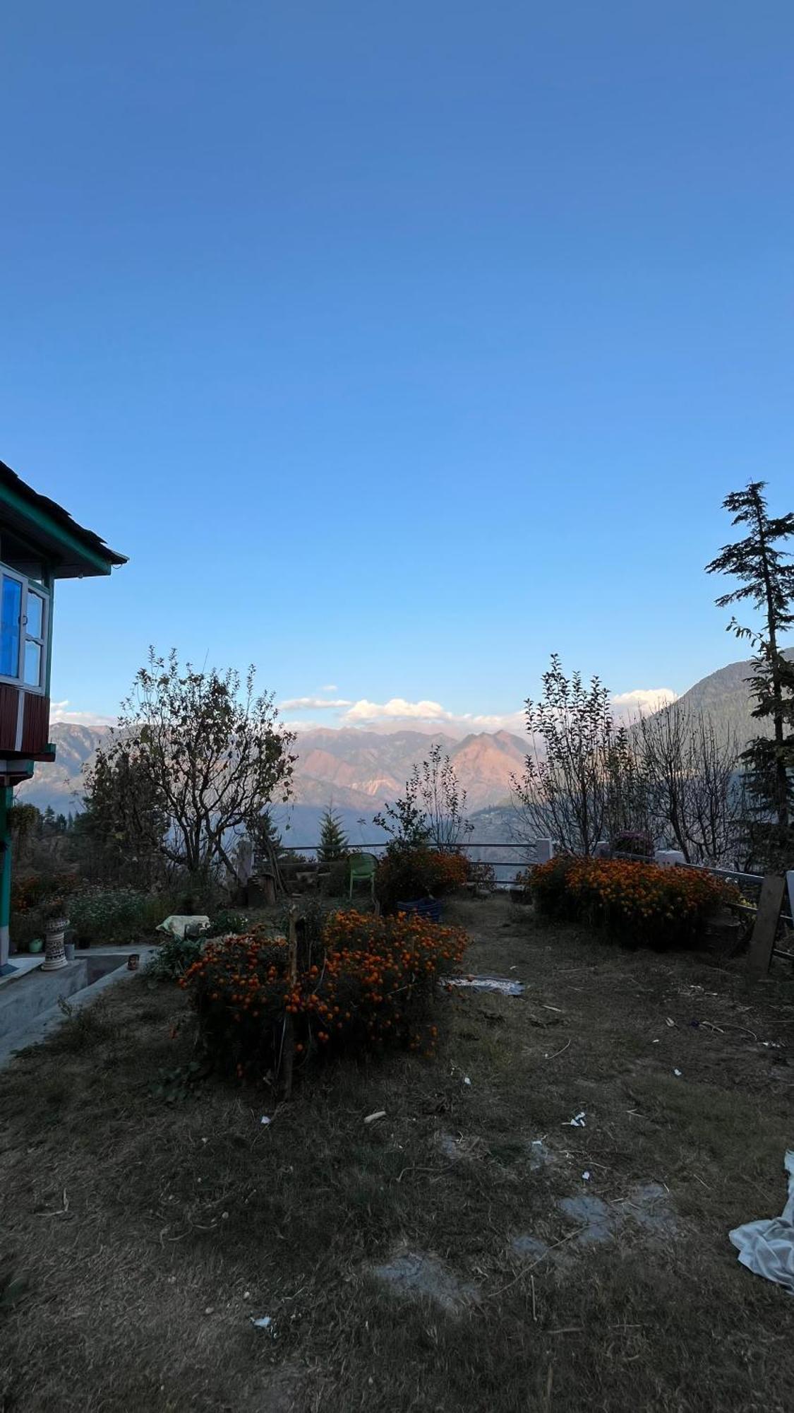 Hotel Mountain Eyrie Banjār Zewnętrze zdjęcie